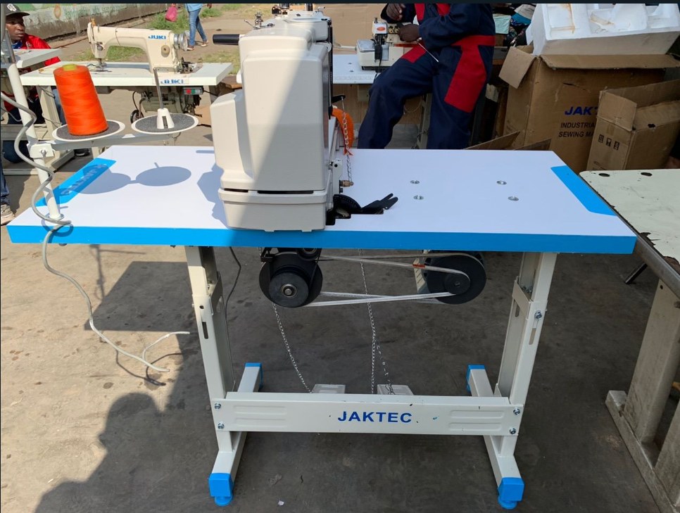 New JAKTEC Button holing machine