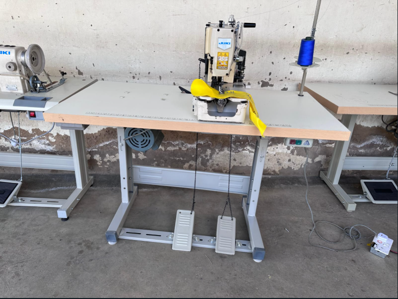 Refurbished JUKI button holing machine