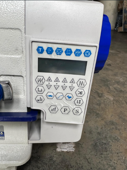 New SEWKEY SK9800D_4 computerised straight stitch machine