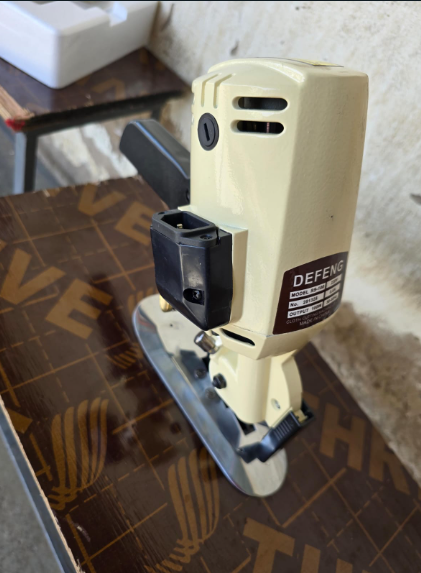 Defeng Round knife fabric cutter