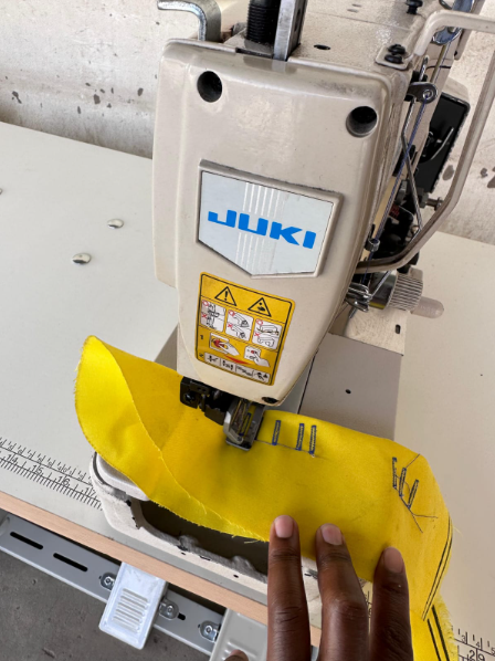 Refurbished JUKI button holing machine