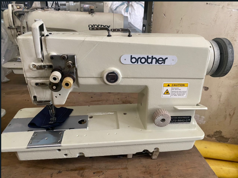 BROTHER (LT2-B842-3) DOUBLE NEEDLE SPLIT BAR
