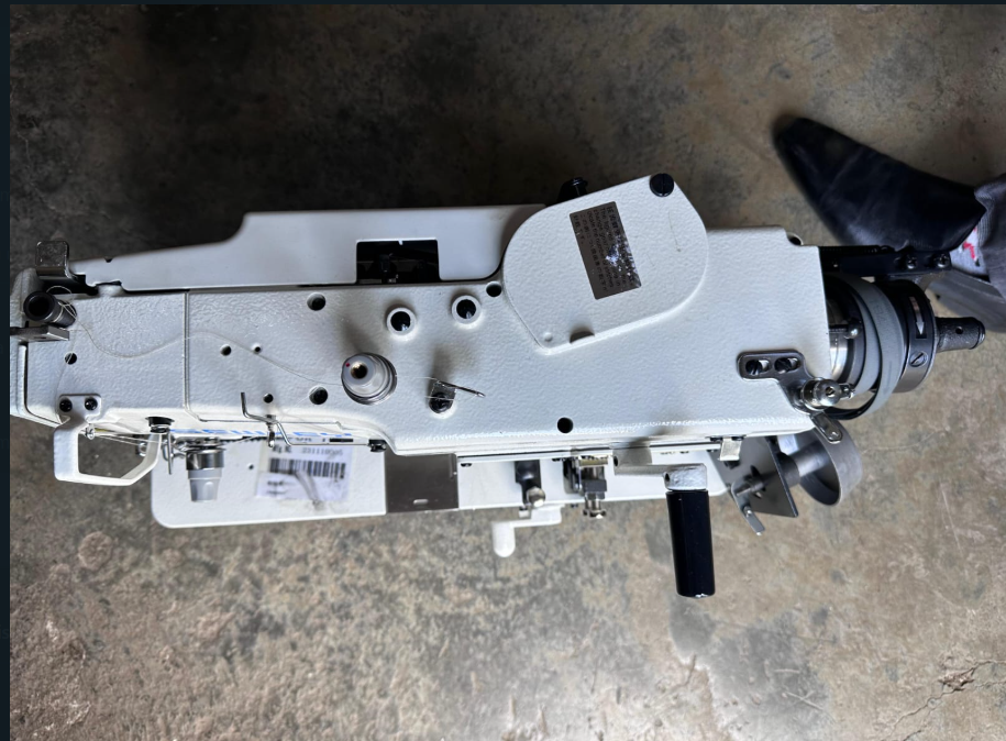 New SEWKEY SK_781 button holing machine