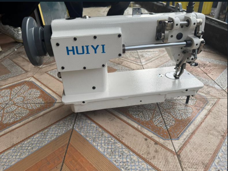 Brand new HUIYI walking foot machine