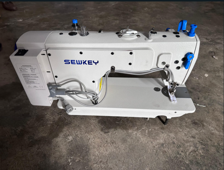 New SEWKEY SK9800D_4 computerised straight stitch machine