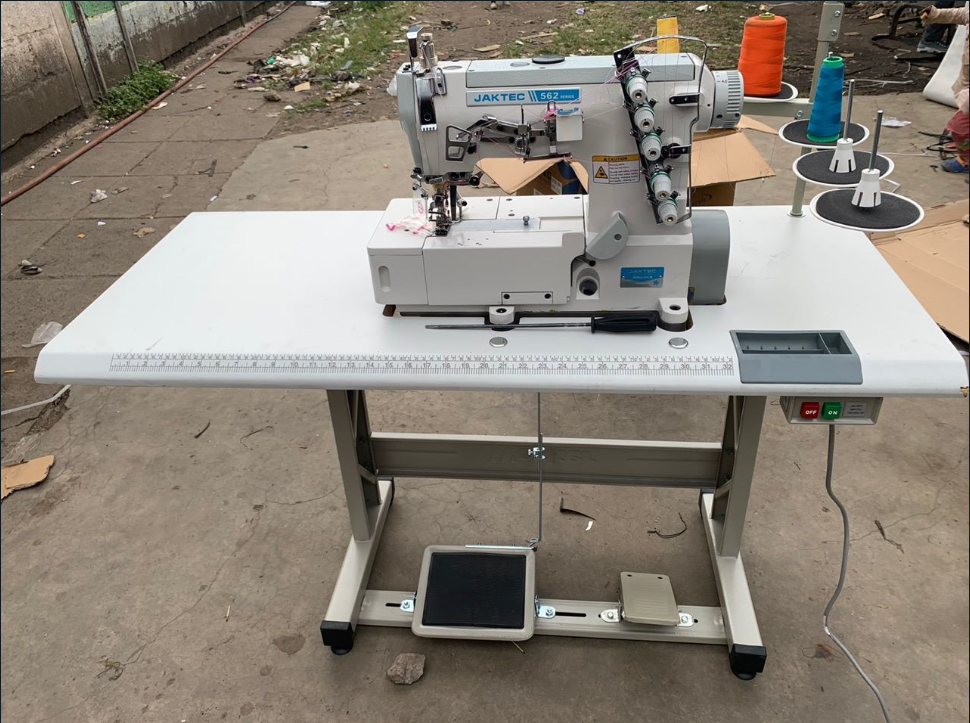 New JAKTEC Flatlock machine